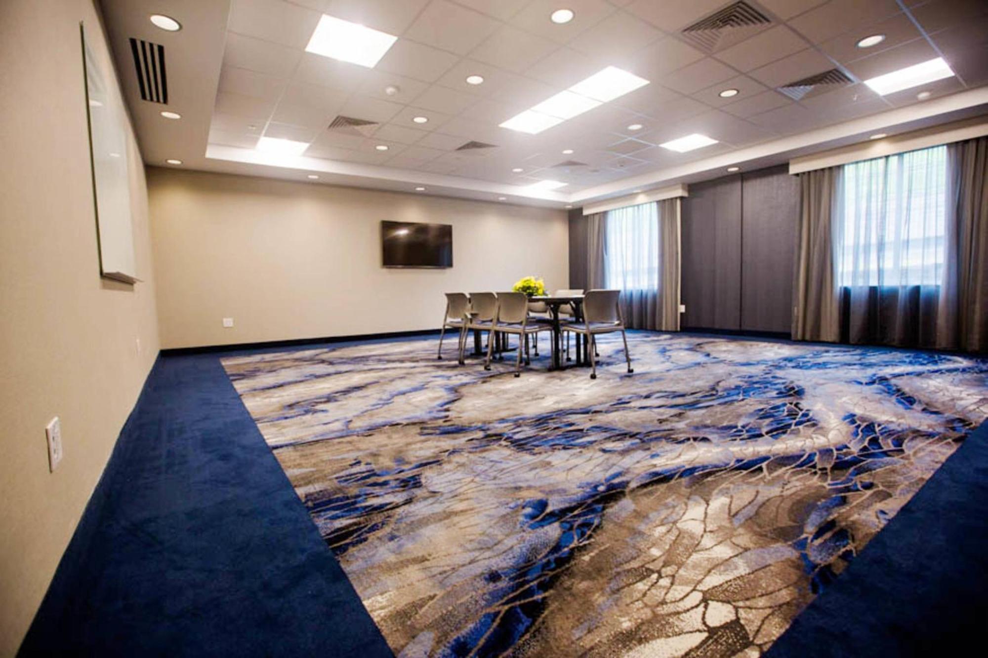 Fairfield Inn & Suites By Marriott Philadelphia Broomall/Newtown Square Eksteriør billede