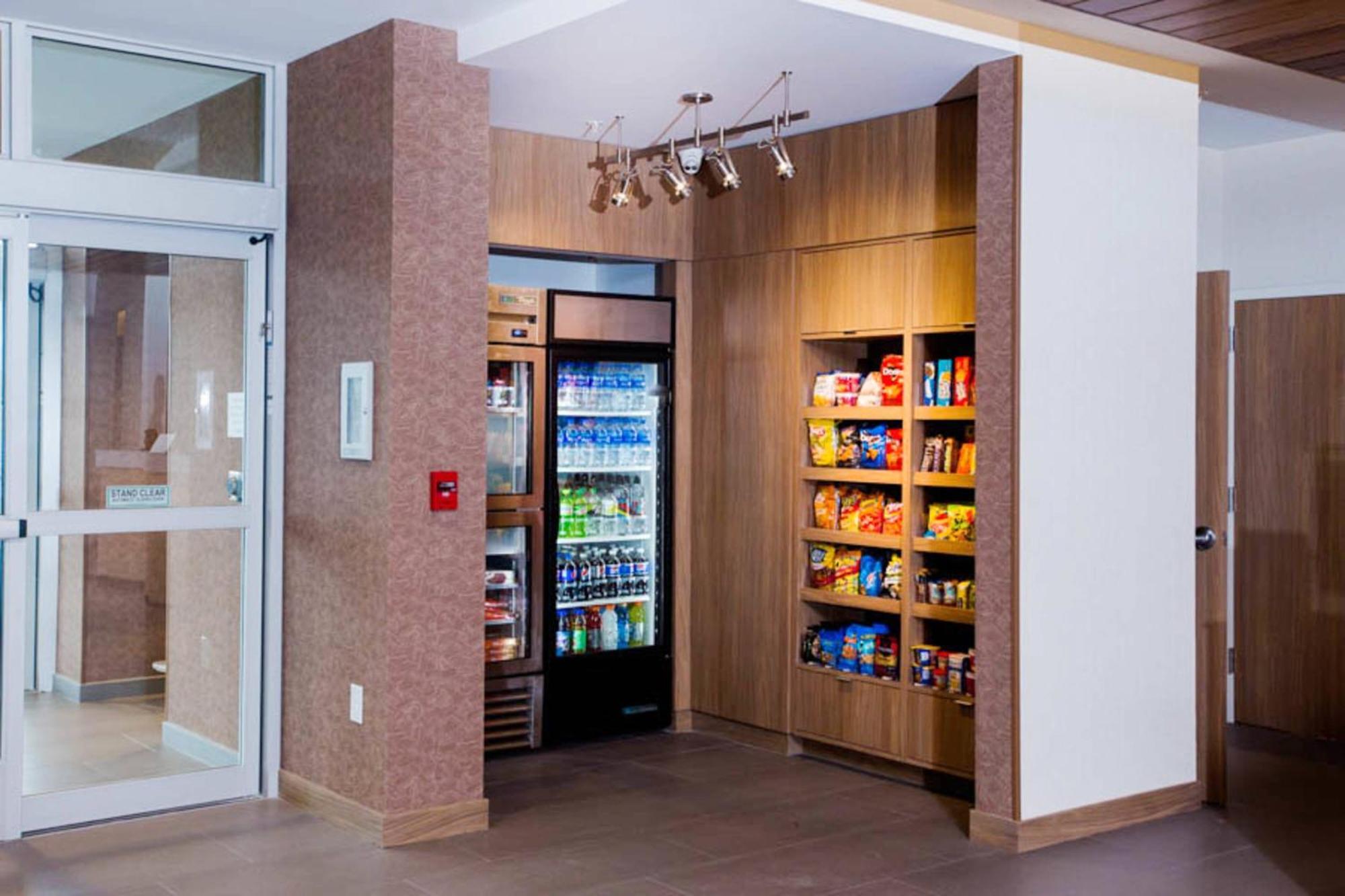 Fairfield Inn & Suites By Marriott Philadelphia Broomall/Newtown Square Eksteriør billede