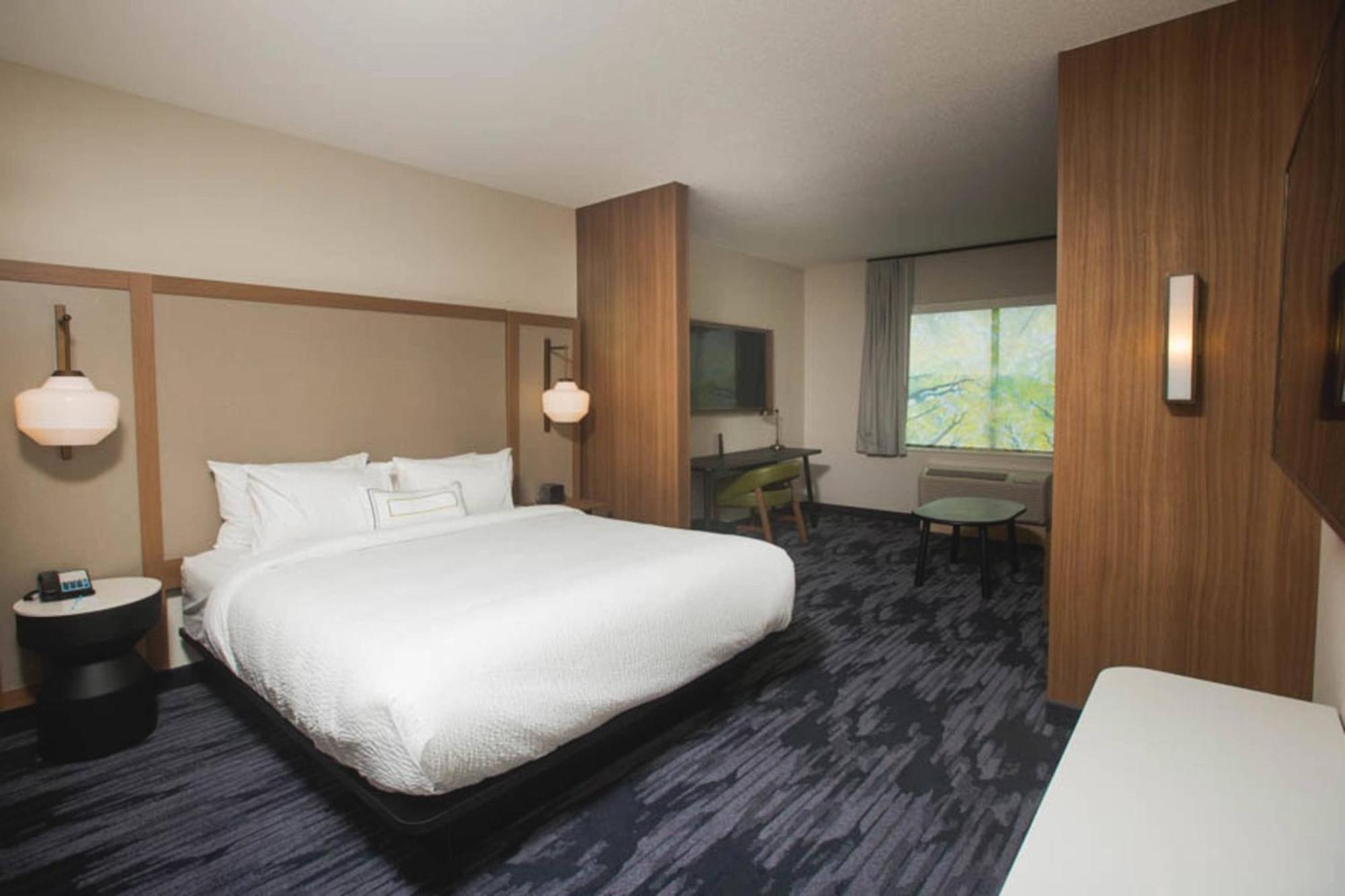 Fairfield Inn & Suites By Marriott Philadelphia Broomall/Newtown Square Eksteriør billede