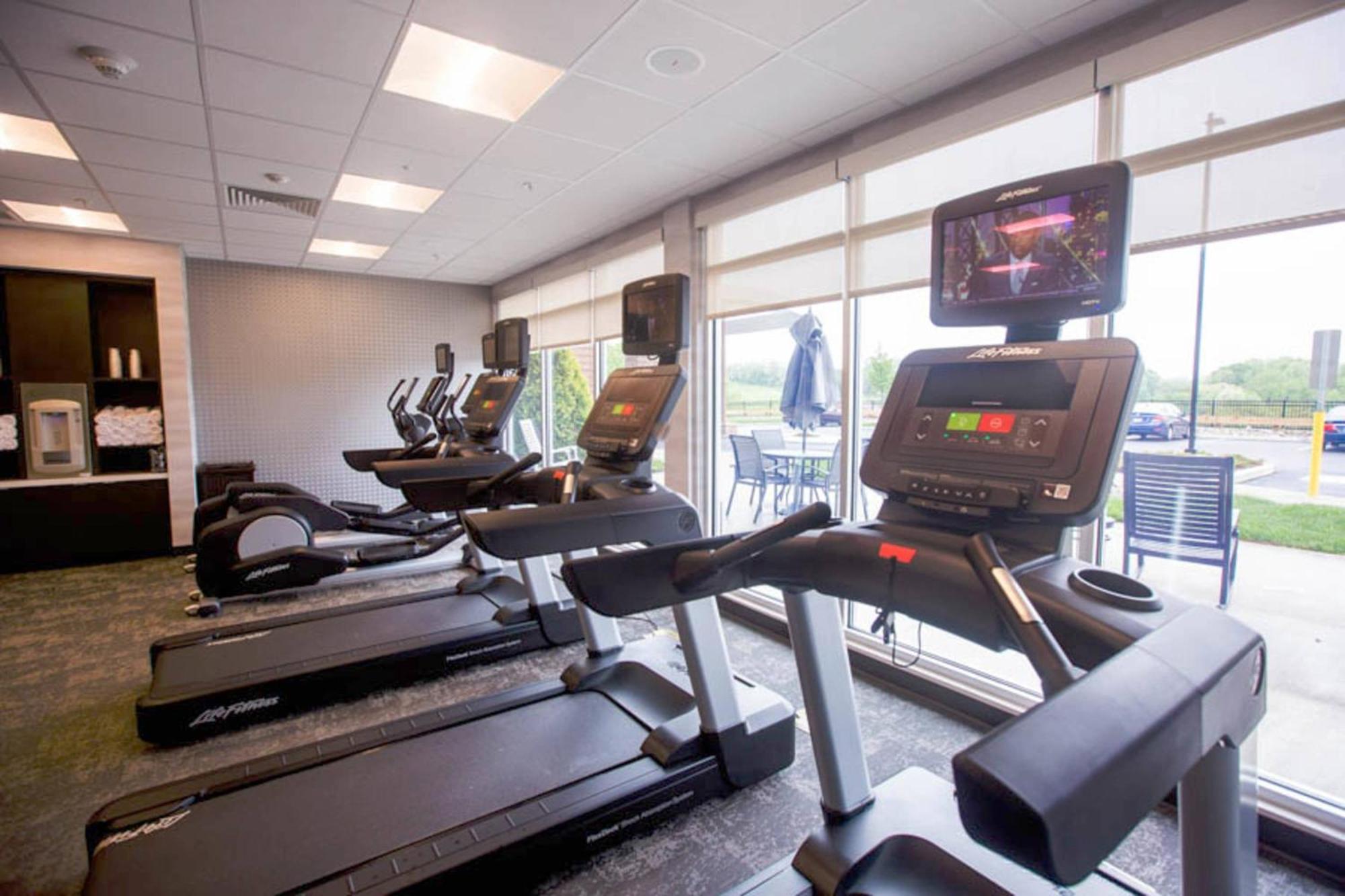 Fairfield Inn & Suites By Marriott Philadelphia Broomall/Newtown Square Eksteriør billede